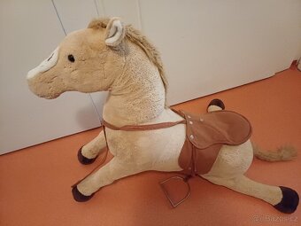 Plyšový koník - 3