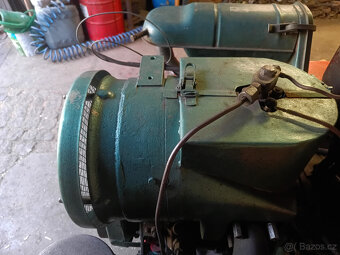 Motor na malotraktor T4k10 - 3