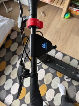 Elektrická koloběžka GoGEN VOYAGER MAX RANGE S911 - 3