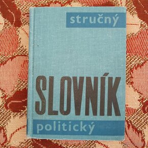 - + - + - Retro věci různé - + - + - - 3