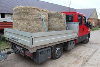 Dovezeme balíky slámy a sena - Žatec - 3