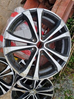Litá kola 8Jx18 ET35 5x112 - 3