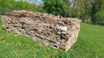 Cihly za odvoz. - 3