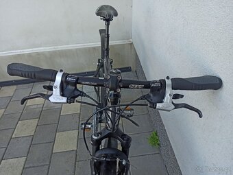 Prodám trekové kolo FELT, Shimano Deore - 3