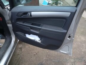 Zafira B, 1.7 cdti. 2008 - 3