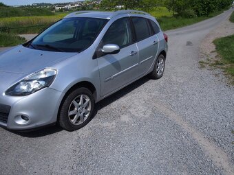 Renault clio combi r.v 2010 po servisu. - 3