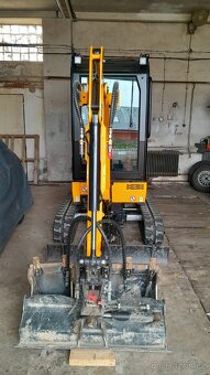 Minibagr JCB 19C-1 1943kg r.v.2023, 138 mth, po servisu. - 3