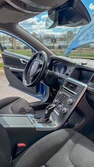 Volvo V60, D4 diesel, automat - 3