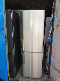 Prodám lednici AEG 180 cm po Brně Dovezu - 3