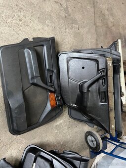 BMW e34 tapce/výplně dveří - 3