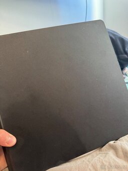 PlayStation 4 - 3