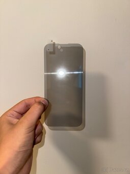 Ochranné sklo na iPhone 15 pro antispy - 3