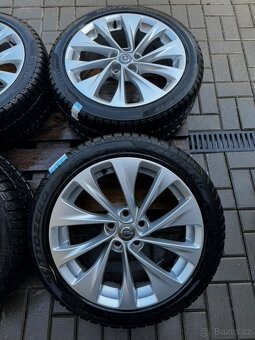 Alu kola, disky r17 5x105 Opel Astra 225/45 - 3