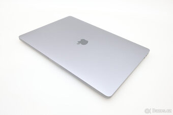 MacBook Pro i9-9980HK 32GB RAM 2TB 5600M OS26 NOVA BATERIE - 3