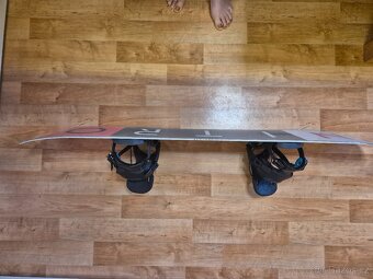 Snowboard Nitro Future 142 cm + vázání Flow - 3