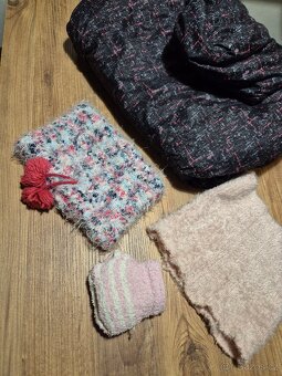 Zimní bunda velikost 164, 3x nákrčník, čepice a rukavice - 3