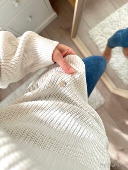 KRÁSNÝ BÍLÝ SVETR TOMMY HILFIGER - 3