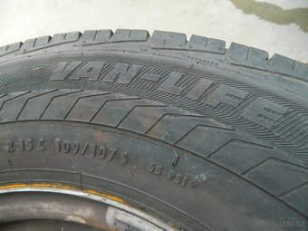 215/70 r15C 109/107s - 3