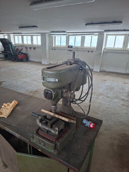 Dílenské vybavení - 3