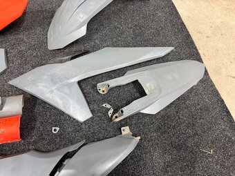 Sada plastů+sedlo KTM SX SX-f 23-25 - 3