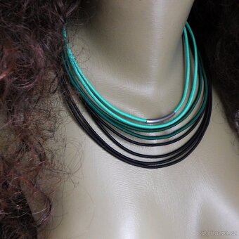 Náhrdelník - černá a zelená - 3