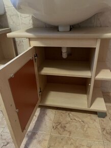 Prodám nábytek - koupelnový - 3