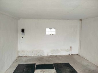 Prodej podsklepené GARÁŽE v Holešově - 3
