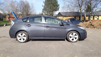 Toyota Prius hybrid 3 generace 2012 - 3