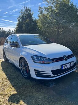 VW Golf VII Gti Performance 169kw ZAMLUVENO - 3