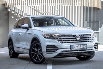 Volkswagen Touareg 3.0 V6 TDI SCR Elegance 4Motion - 3