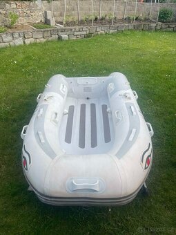 Nafukovací člun RIB Yamaha Ribeye 240 TL - 3