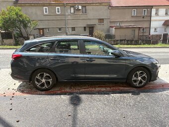 Hyundai i30 Combi 1.6 Crdi - 3