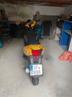 Skutr Rhon 50 - 3