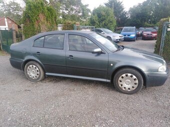 ŠKODA OCTAVIA 1. = TOUR,,6i BENZIN 75 KW RV 2005 - 3