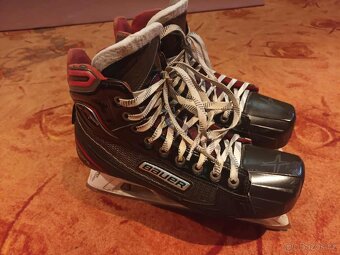 Brankářské brusle Bauer Vapor X900, vel. EUR 44,5., 9D(užší) - 3