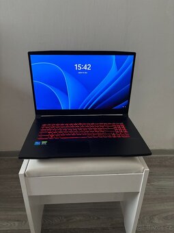 Herní notebook MSI Katana GF76 11UD - 3