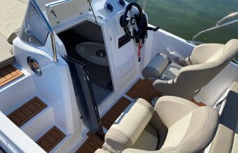 Trident 530 SUNDECK - 3