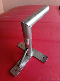 Držák antény / satelitu - 3