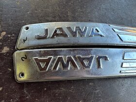PRedám bočné lišty s nápisem JAWA na nádrž JAWA 350/634 - 3