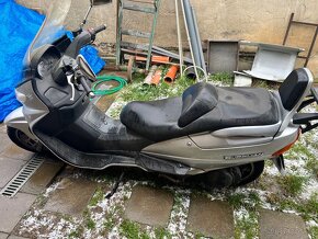 Suzuki Burgman AN250 2001 - 3