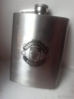 Prodám placatku Manchester United - 3