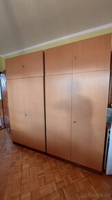 Prodám šatní skříň - 3