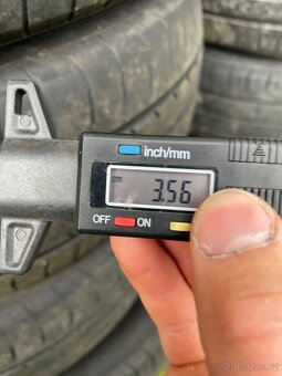 Gumy 195/65 R15 91H Yokohama - 3