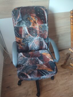 Židle k pocitaci na kolečkách,pohodlná,nastavitelna - 3