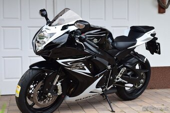 SUZUKI GSX-R 600, L5 - 3