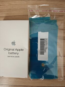 iPhone SE 128 GB černá 2022, nová baterie - 3