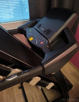 Běžecký pás Trinfit Gara T300i - 3