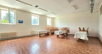 Pronájem komerčních prostor, 400 m2, Černožice nad Labem, ok - 3