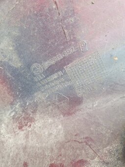 Zadny lavy roh naraznik Mercedes Vito W639 - 3