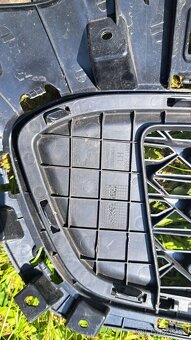 Prodam přední Masku na Kia Sportage - 3